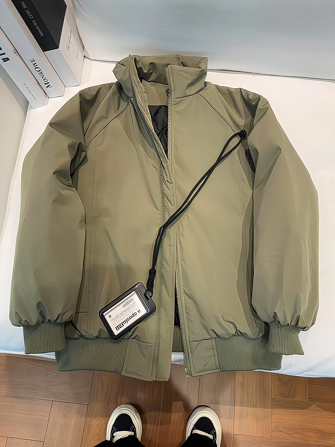 

Мужская зимняя куртка-бомбер в американском стиле, цвета хаки, из хлопка, с воротником-стойкой, укороченная, с защитой от воды, ветра и грязи