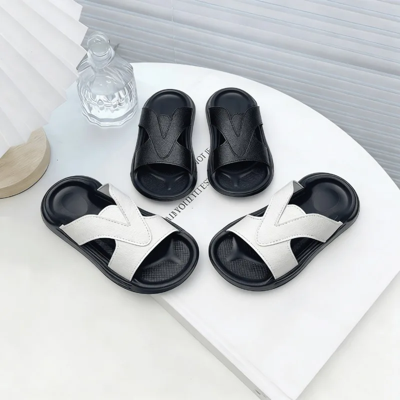 Boys Girls Slippers Soft Bottom Non-slip Girls Sandals Casual Trendy 2026 Summer New Kids Fashion Slippers Korean Style