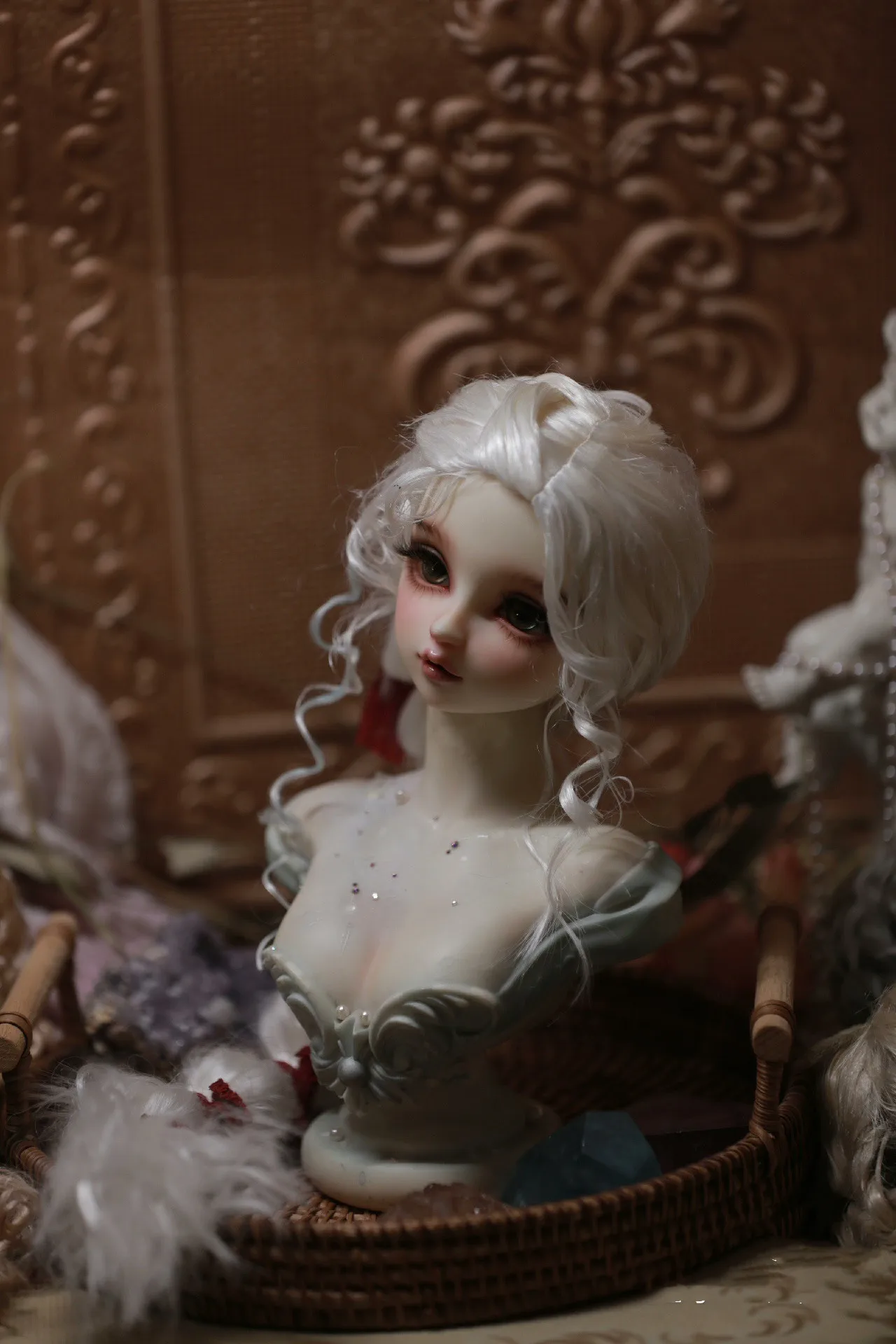 Curly Styling 1/3 BJD Doll Hair, Fashion Royal Noble Wig Free Shipping