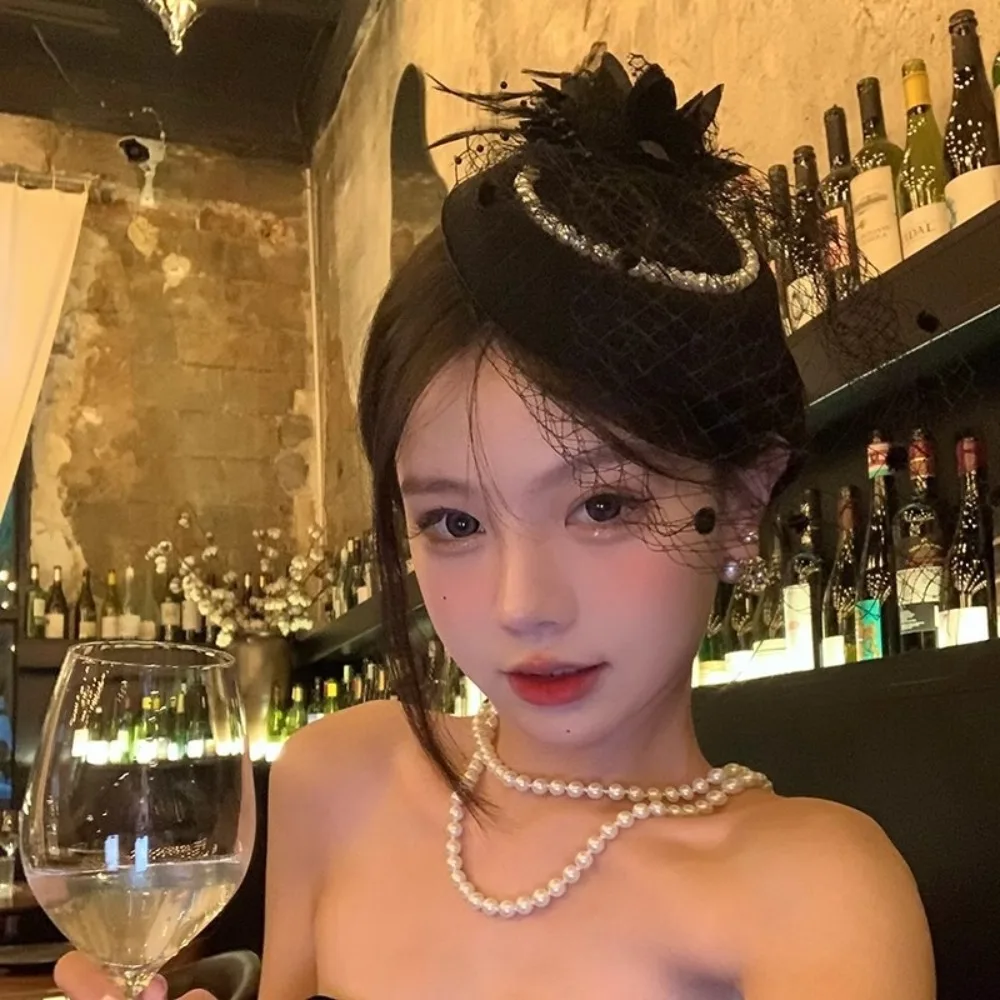New Elegant Bridal Headwear Vintage Mesh Pillbox Hats Pearl Flower Temperament Fascinators Hat For Women view 3