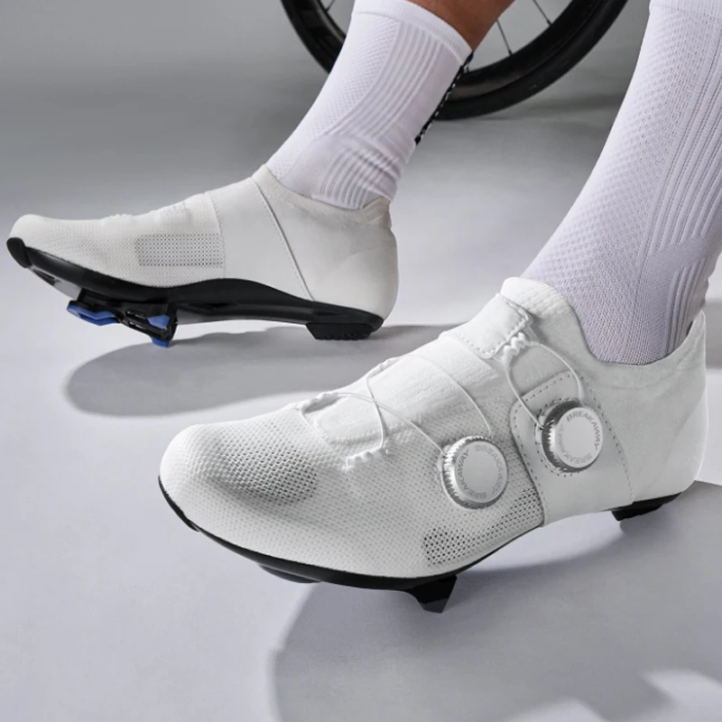 

Сверхлегкие шоссейные велосипедные туфли с замком/весы для обуви около 230 г/углеродная подошва/велосипедное оборудование