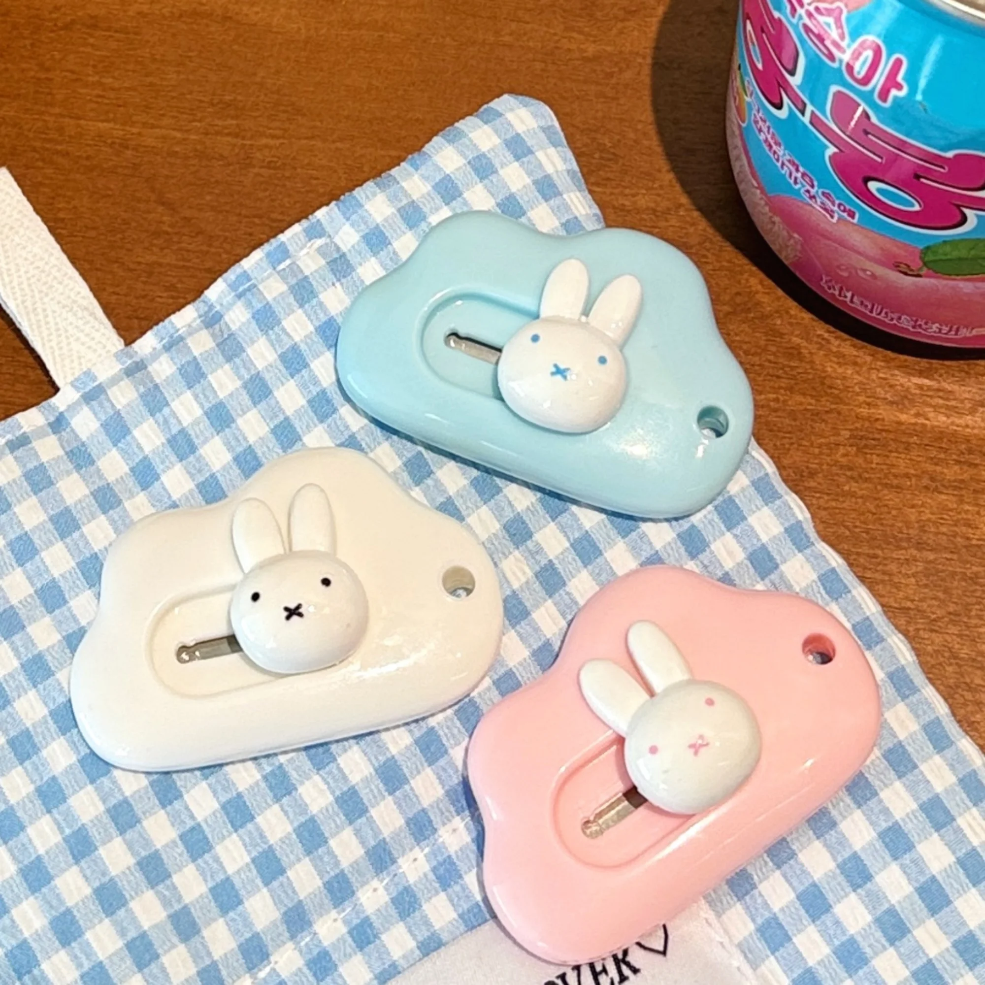 HOT Selling 1/3 Pcs Cute Miffy - Cosplay Prop Knife recension och pris