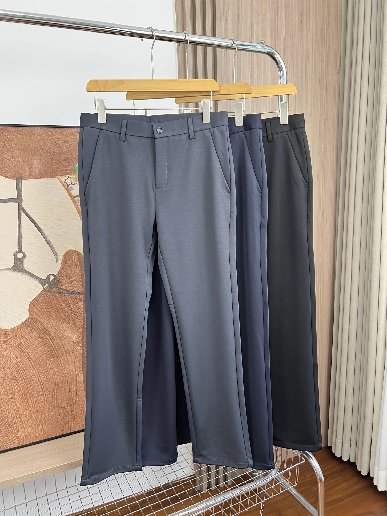 

Men's Comfortable Straight Leg Casual Pants Autumn Commute Versatile Smooth Drapey Trendy Breathable Youth Daily Wear