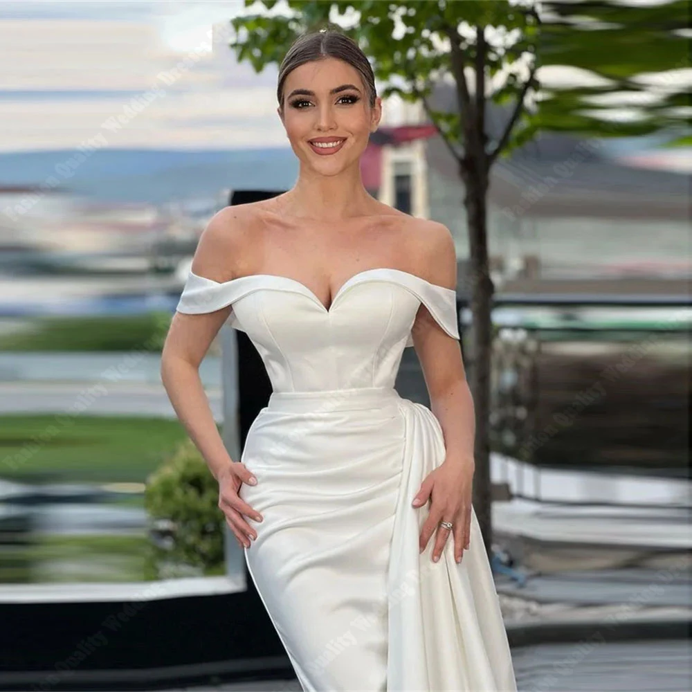 Eleganti abiti da sposa da donna a sirena bianca abiti da sposa Sexy con superficie in raso Glittle Off The Shoulder Backless Vestidos De Noivas