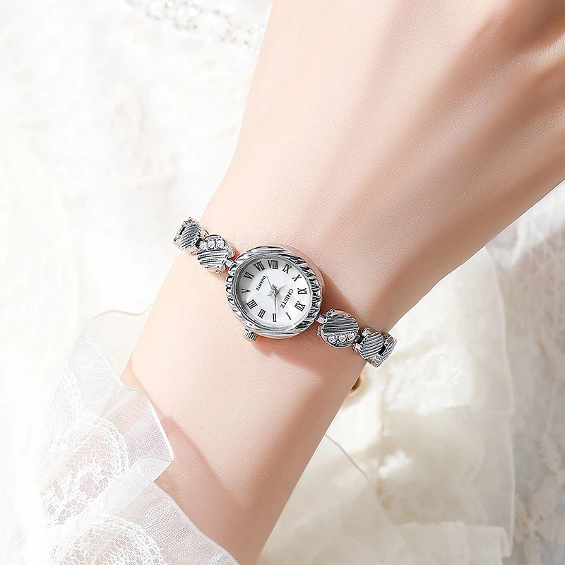 New Mother-of-pearl Bracelet Watch Gold Ladies Watch Female Style Fashion Quartz Watch Temperament Light Luxury Women's Watches