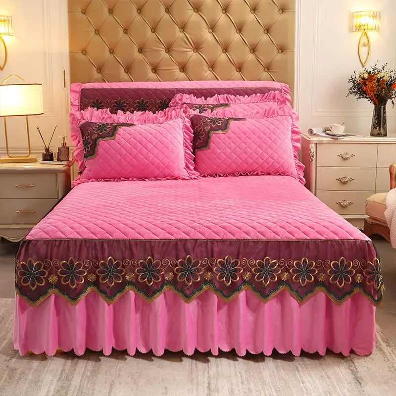 AIWINSURE-Lace Velvet Bedspread Set with Pillows Case, Luxury Quilted, King Size Bed Cover, Queen Bedskirt Ruffles, European