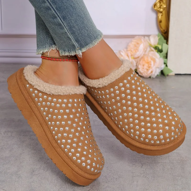 Fashion Crystals Decor Platform Cotton Slippers Women Outdoor Thick Sole Warm Short Plush Slippers Woman Non Slip Snow Boots