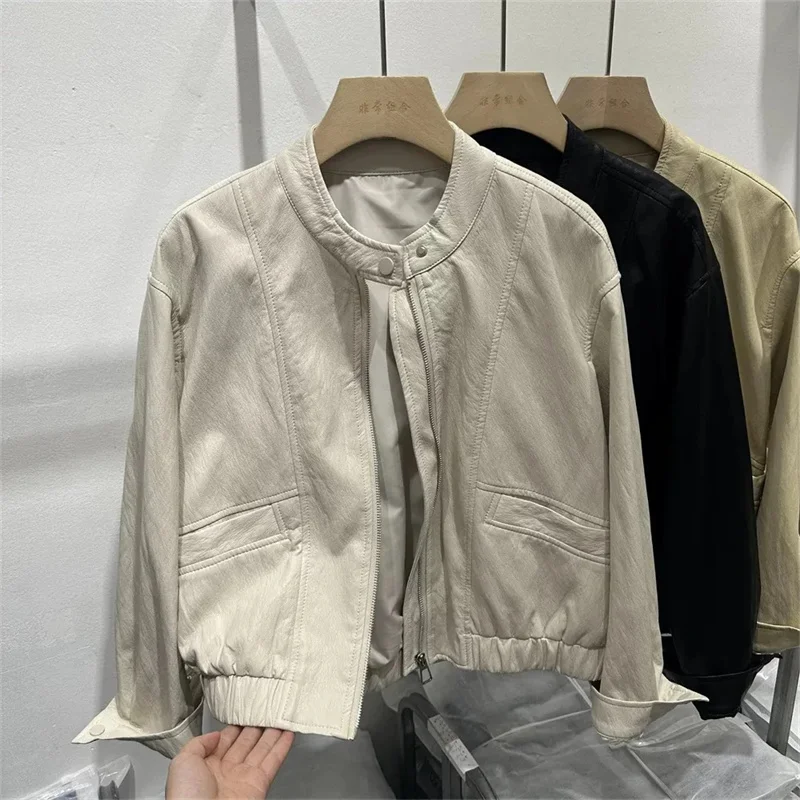 Giacca in pelle da donna 2025Primavera Nuovo Capispalla Colletto rialzato Cappotto allentato Cappotto in pelle PU lavato da moto Top marea da donna