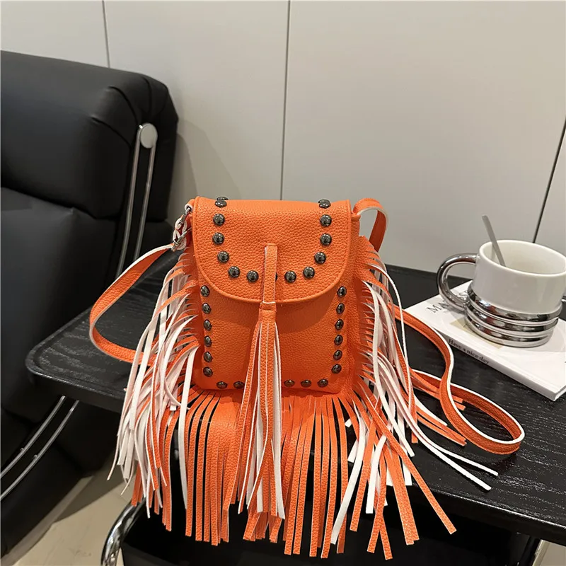 

Fashion Tassel Crossbody Bags Women Retro Rivet Leather Flap Shoulder Messenger Bag Ladies Phone Bag Purse Orange Handbag