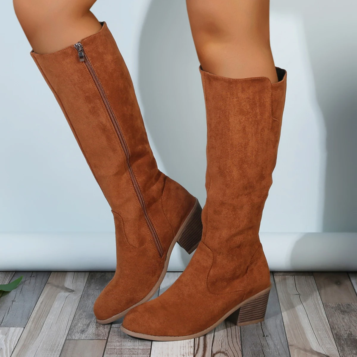 

Новинка 2023 года, женские сапоги до колена, трендовая уличная дизайнерская обувь, женские осенне-зимние высокие сапоги в стиле вестерн, роскошные кожаные ботильоны