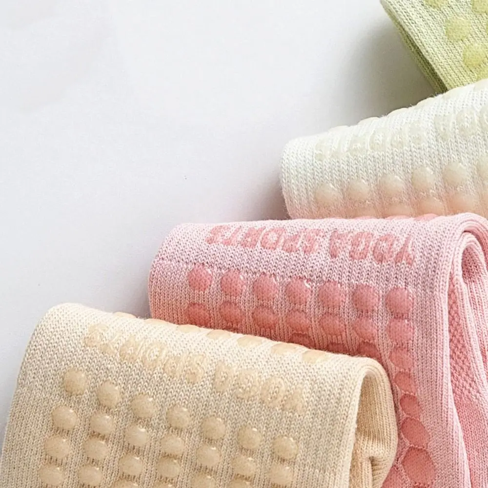 

5 пар модных простых противоскользящих носков для фитнеса, впитывающие пот спортивные чулочно-носочные изделия, носки для йоги, женские дышащие короткие носки-трубочки, женские