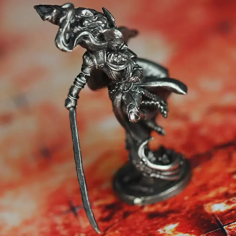 إيلدون فالكيري مارانيا النحاس وسام الجندي نموذج مجلس لعبة قطع مصغرة النحت الديكور الحرف