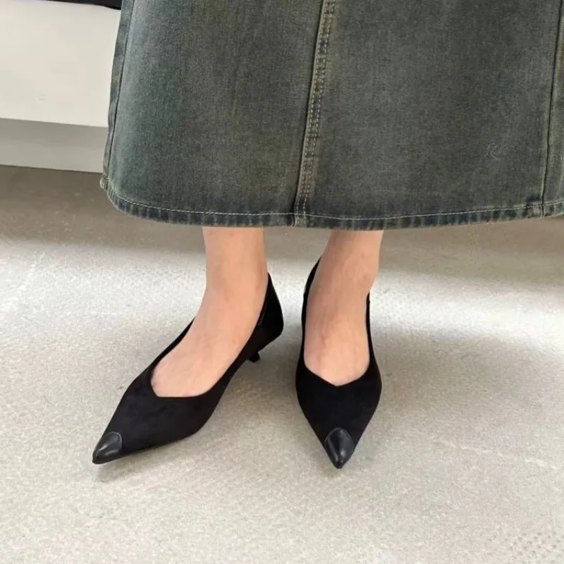 Damen-Pumps mit spitzer Zehenpartie und hohem Stilettoabsatz, elegante, bequeme Schuhe zum Anziehen, ideal für festliche Anlässe, Partys oder das Büro. – Detail 3