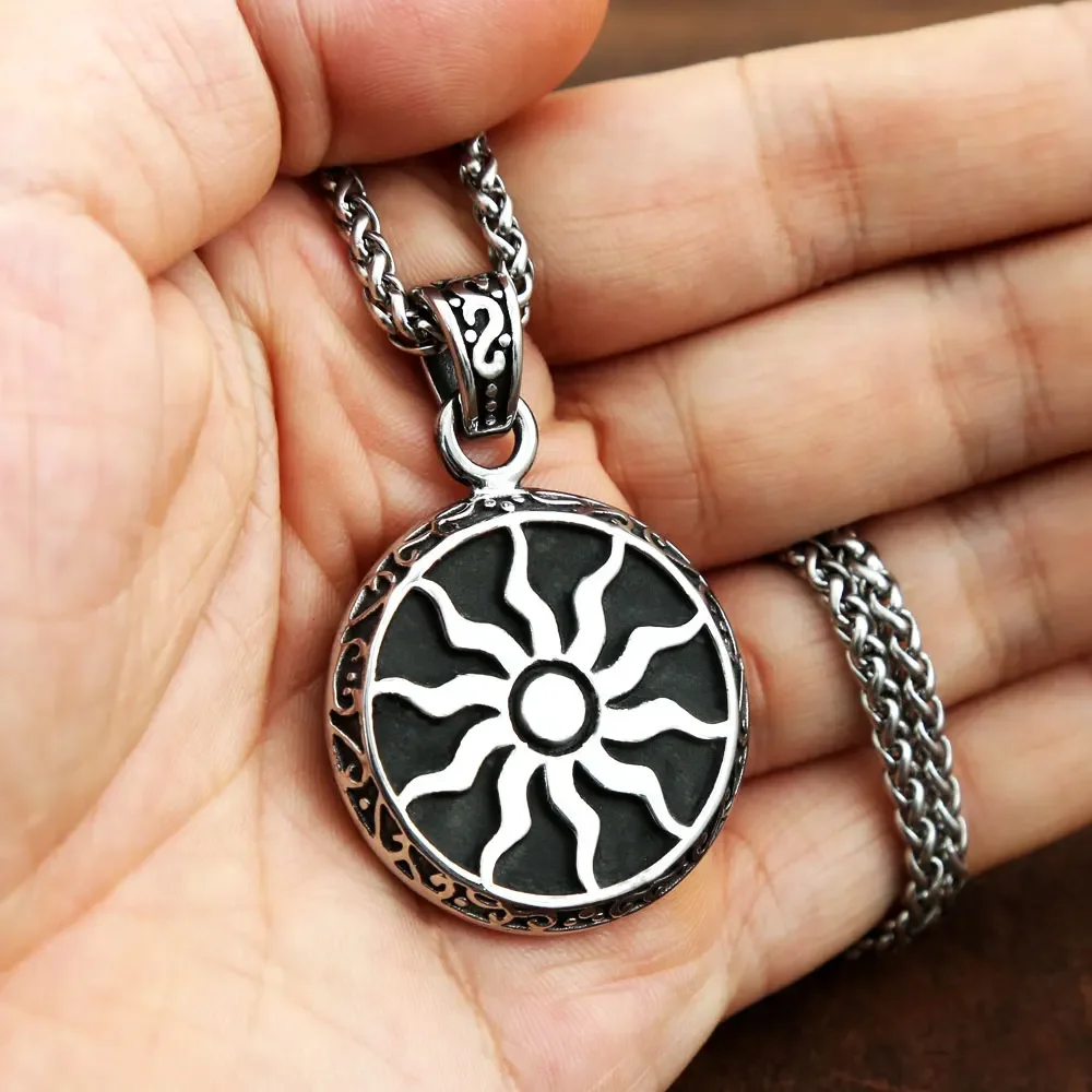 Vintage Classic Apollo Amulet Sun God Pendant Necklace For Men Fashion Round 316L Stainless Steel Necklace Myth Jewelry Gift