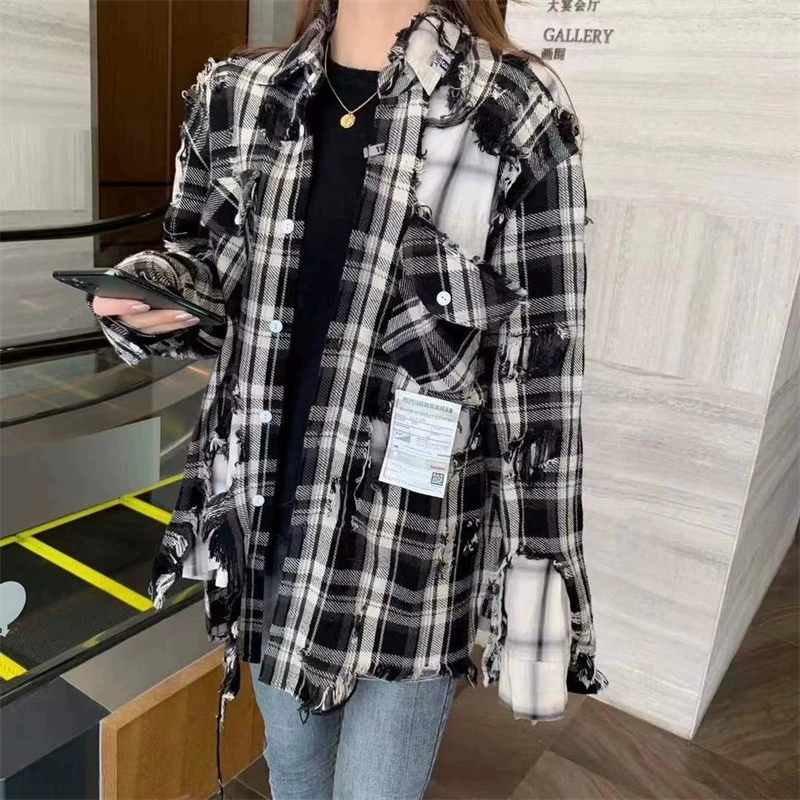 أسود أبيض منقوشة التالفة مزدوجة الطبقات القمصان سترة الرجال والنساء القطن قميص معطف قمصان للجنسين
