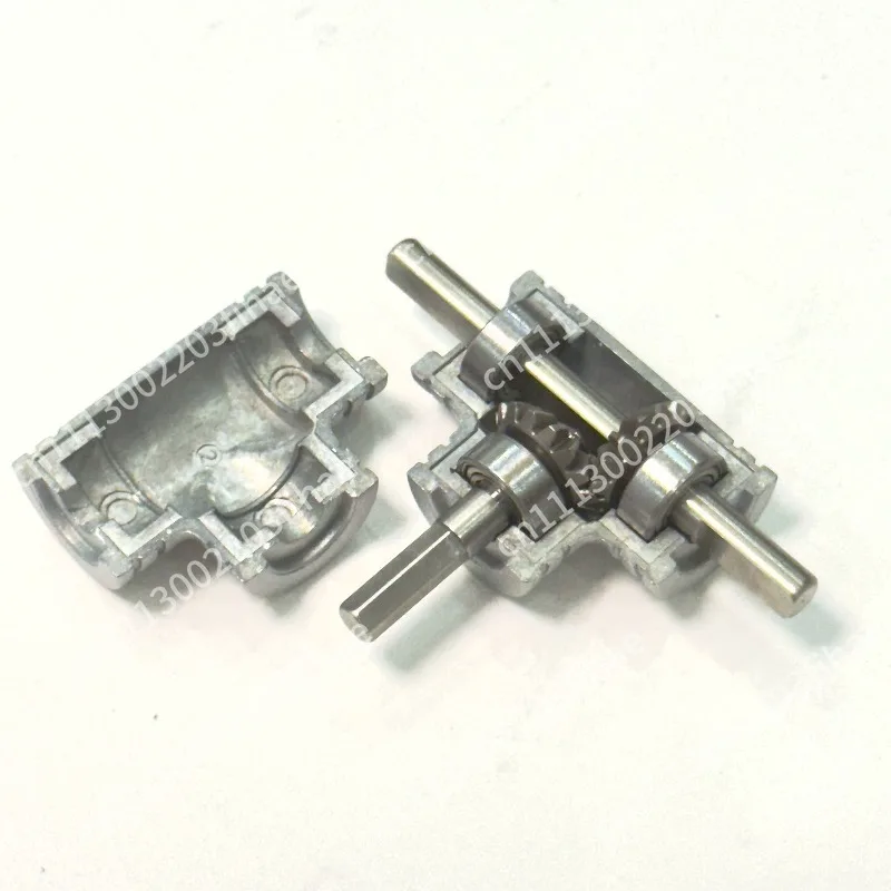 1.0 mode bevel gearbox three-way steering gear 400N torque silent over 90 degrees ball bearing