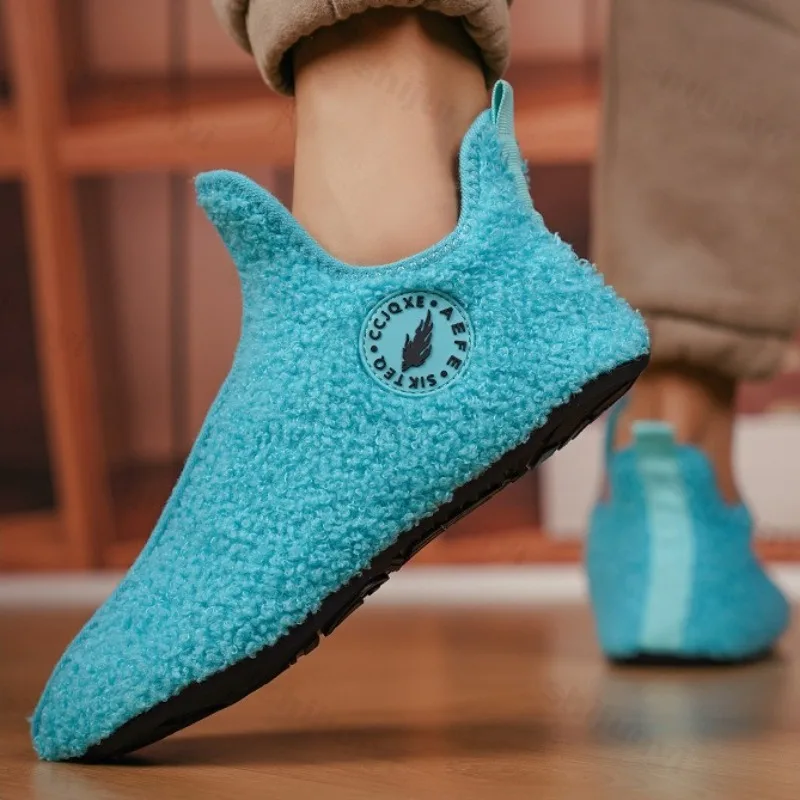 2025 Winter New Fashion Trend Versatile Low Top Casual Snow Boots for Men's Warm Soft Soled Comfortable Plush Cotton Flat Shoes