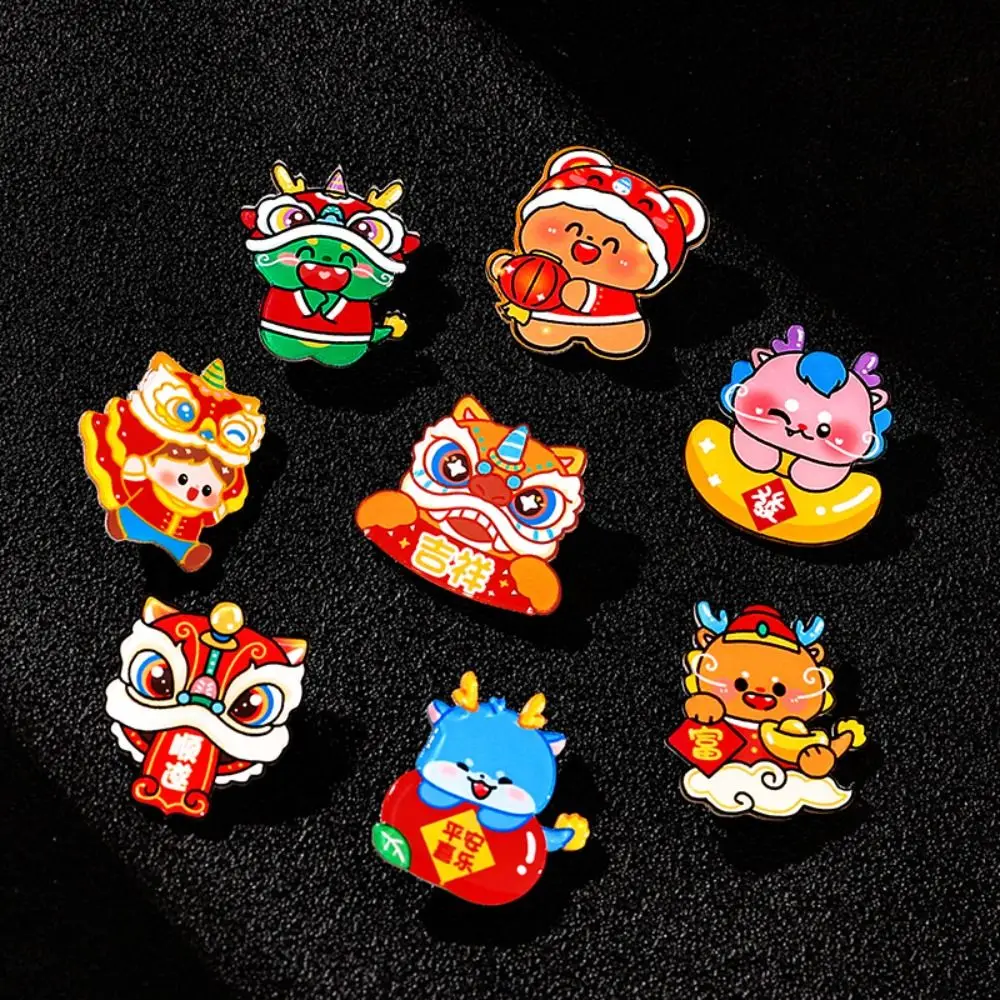 เครื่องประดับ Lucky อะคริลิคเทศกาลฤดูใบไม้ผลิ Pin Loong เต้นรํา Lion Lion Dance เข็มกลัดน่ารัก Breastpin ใหม่ปี Badge เทศกาลฤดูใบไม้ผลิ