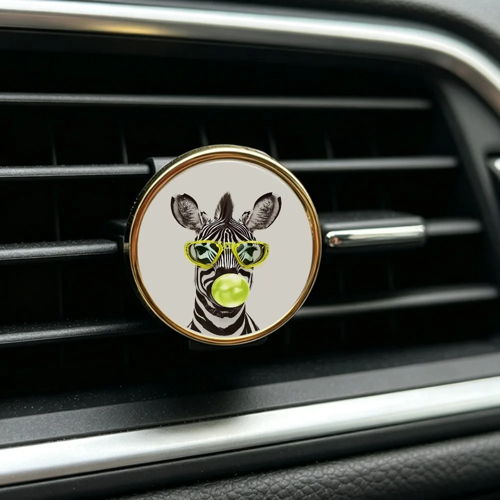 2026 Trendy Unique Zebra Print Car Vent Decor Clip Fragrance Free Car Interior Ornament No Essential Oil Ideal Holiday Gift