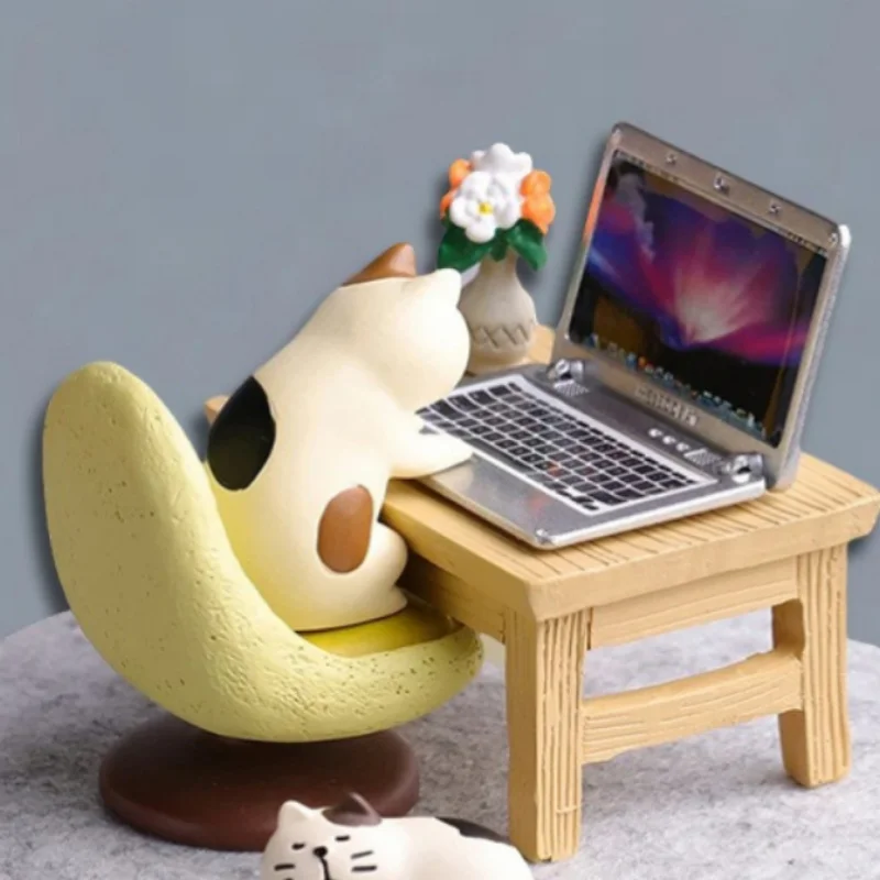 Japanese Style Micro Cute Working Cat Desktop Ornament Creative Workstation Decoration Gift For Girl Friend Table Display