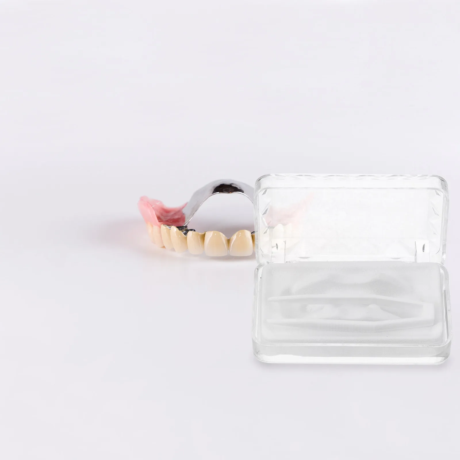 2Pcs Denture Case Sturdy Wear-Resistant Plastic Storage Box for Partial Dentures Aligners Retainers Dental Guards Travel