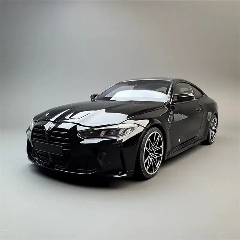 

Масштабная модель автомобиля 1:18 M3 CS LCI G80 из литого металла, спортивный гоночный автомобиль со звуком и светом, инерционная коллекционная игрушка, подарок