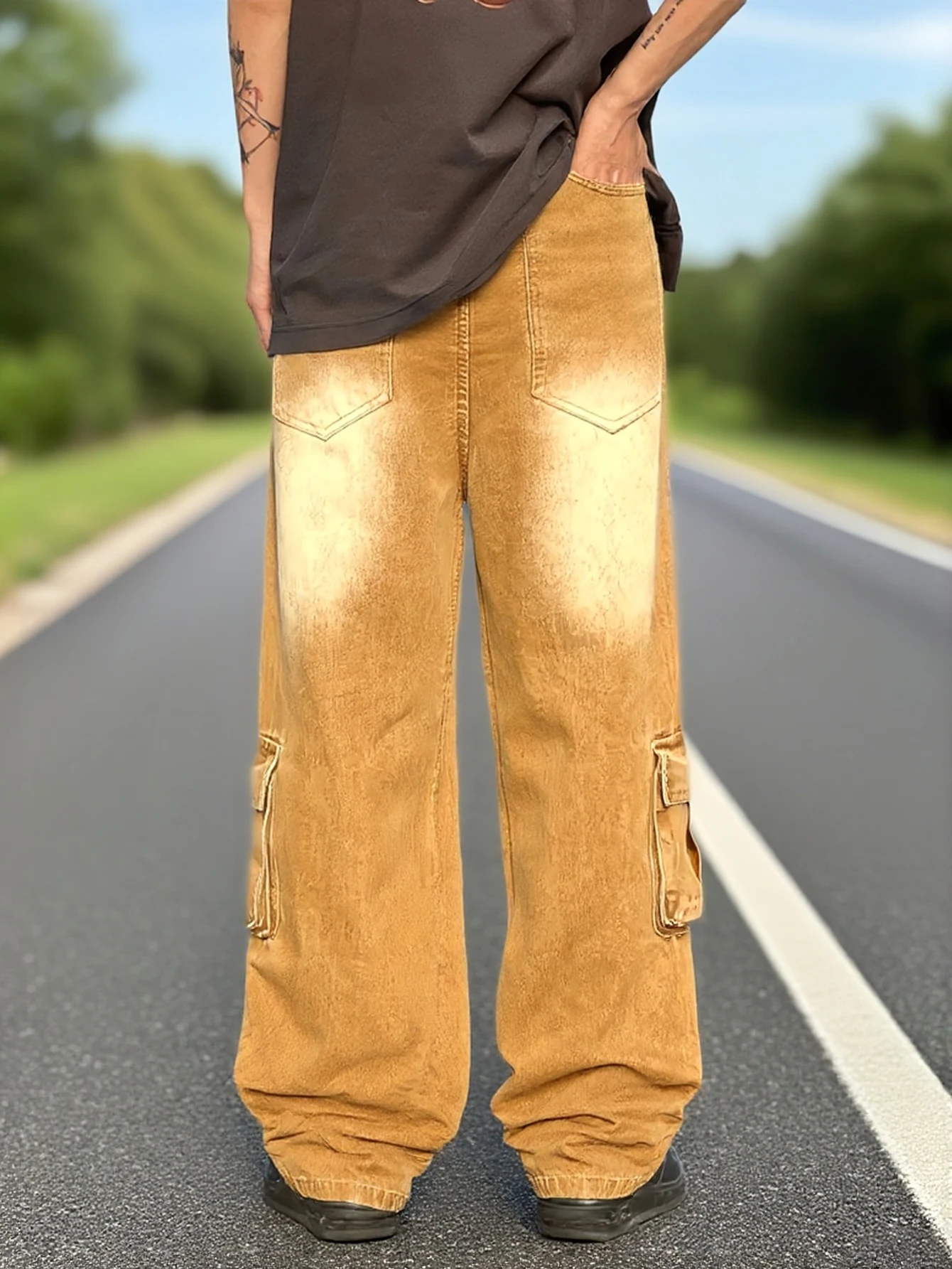 Senffarbene Cargo-Jeans für Herren mit mehreren Taschen, Vintage-Distressed-Look und großem Taschendesign, einfacher Erstellung eines Tre