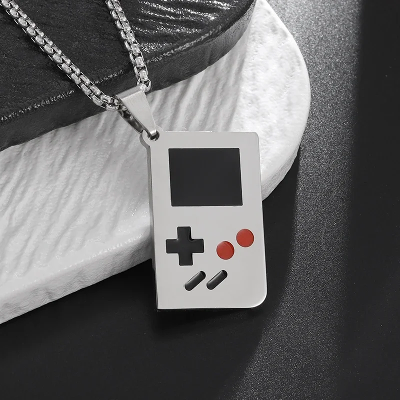 Fashionable Cool Game Console Necklace for Men Hip Hop Game Lovers Jewelry Boys Gift