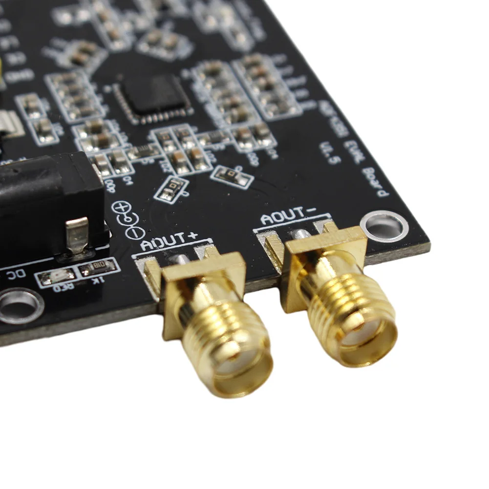 Generador de señal RF ADF4351, 135M-4,4 GHz, fuente de señal RF, sintetizador de frecuencia PLL, módulo de fuente de señal RF de bucle bloqueado de fase