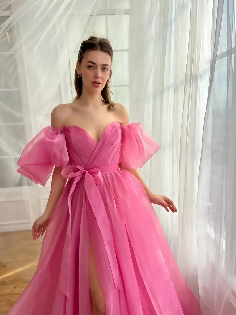 

2024 New Elegant Off Shoulder Organza Long Prom Dress Puffy Short Sleeve A Line Evening Party Gown