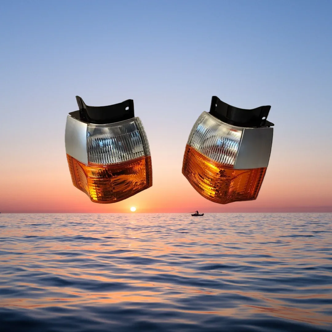 

Suitable for Nissan ATLAS 1990-1994 CABSTR 1993 front corner light