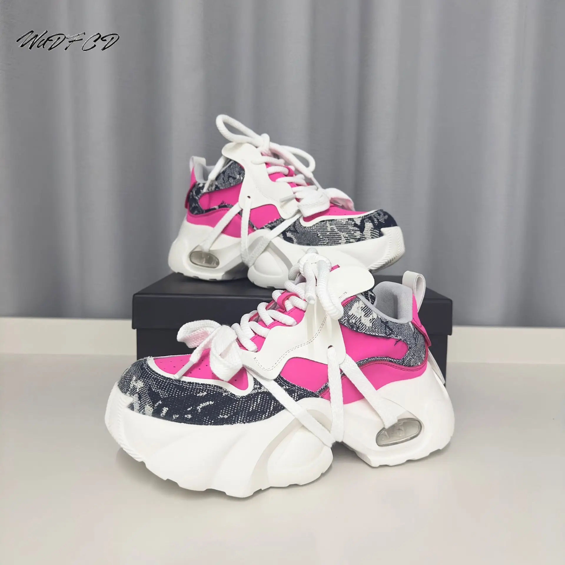 

Кроссовки на массивном каблуке, большие размеры 45, 46, мужская дизайнерская спортивная обувь на мягкой подошве, модная повседневная обувь из кожаной ткани, обувь на увеличенной платформе