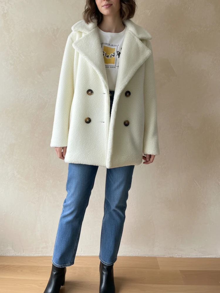 Women's Winter Sherpa Fleece Teddy Coat – Cozy Double-Breasted Lapel Jacket, Warm and Stylish Outerwear for Cold Weather