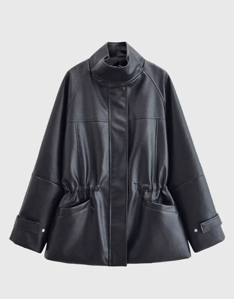 

This Is A Versatile And Stylish Winter Fashion Women's Clothing With Double Pockets A Cinched Waist And Long-sleeved Leather