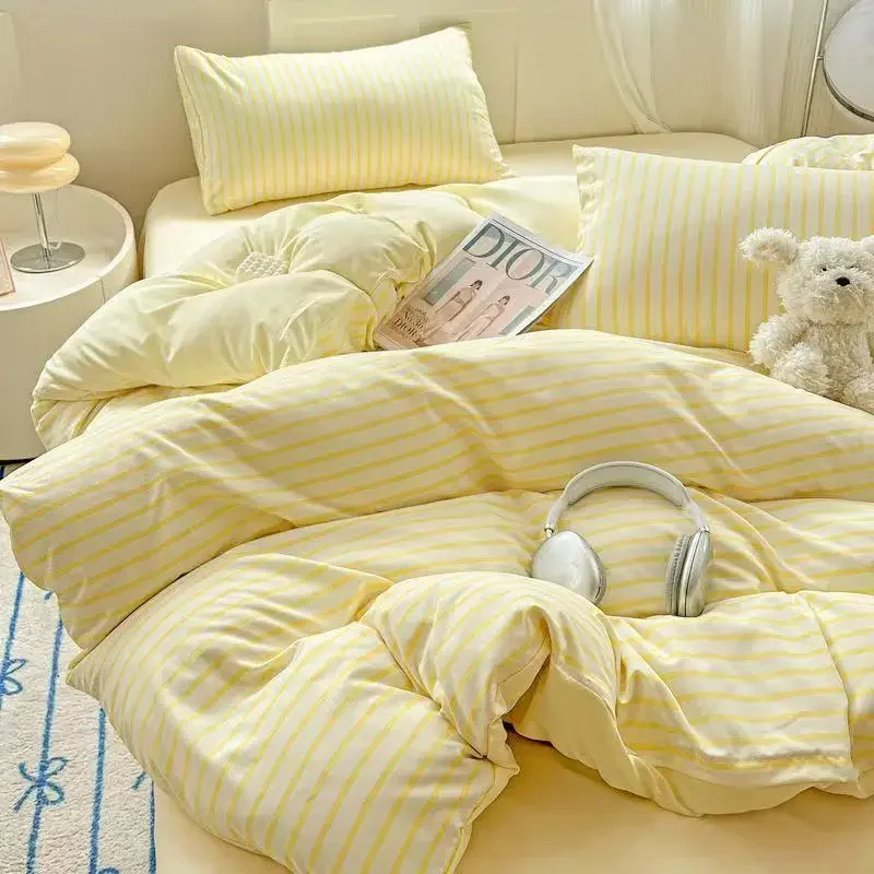 

INS Nordic Bedding Set - 4PC Green/Pink Striped Duvet Cover (Girls' Quilt, Queen/King Size Home Decor)