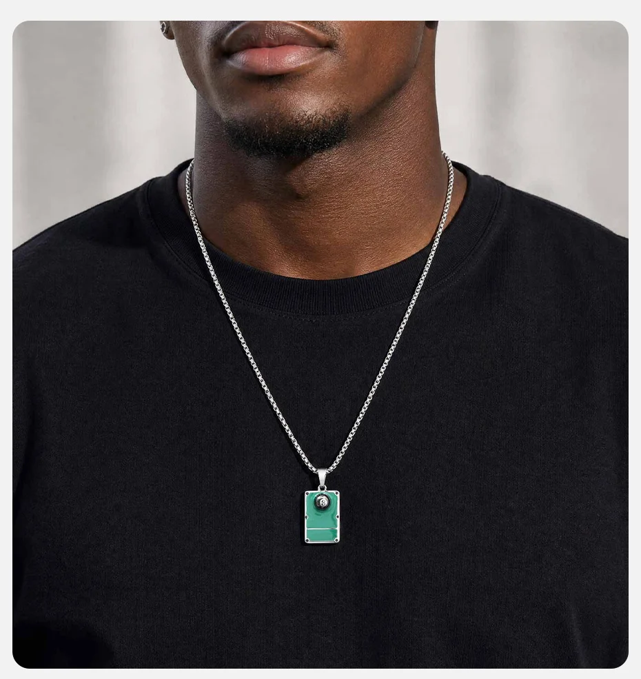 Vnox Edelstahl Billard 8-Ball Anhänger Halskette für Männer, Grüner Billardtisch Quadratischer Anhänger mit Kette Hip-Hop Sport Schmuck Geschenk – Detail 2