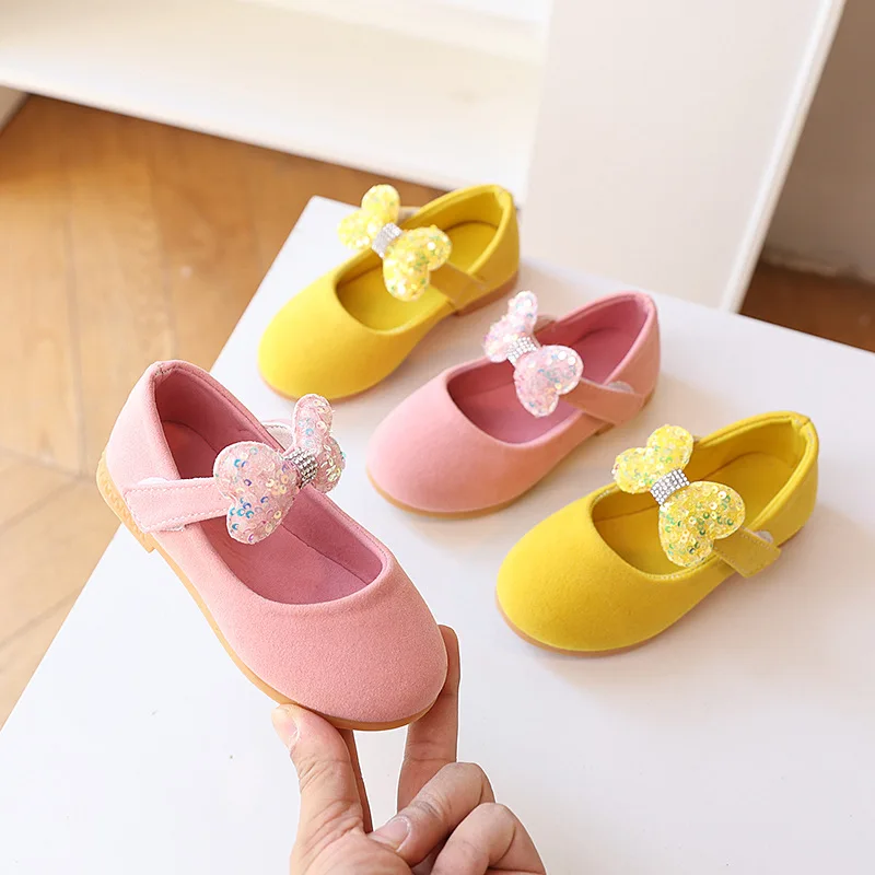 Girls Princess Leather Shoes 2024 New Kids Dresses Casual Shoes Sweet Sequins Bowknot Versatile Children Fashion Wedding Flats