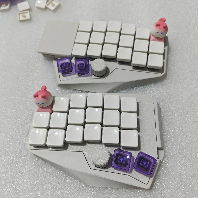 

2025 NEW Corne V4.1 36/42 Square Touchpad Knob Wired Split Keyboard Kit Custom Hot-swap Support VIA Ergonomics Teclado Mecanico