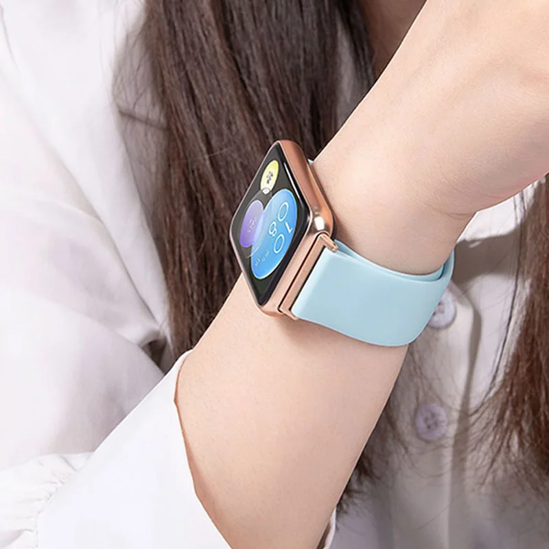 حزام سيليكون لساعة Huawei Watch FIT 2 حزام ساعة معصم ذكي بإبزيم معدني سوار رياضي مقاوم للماء ملحقات fit2 correa