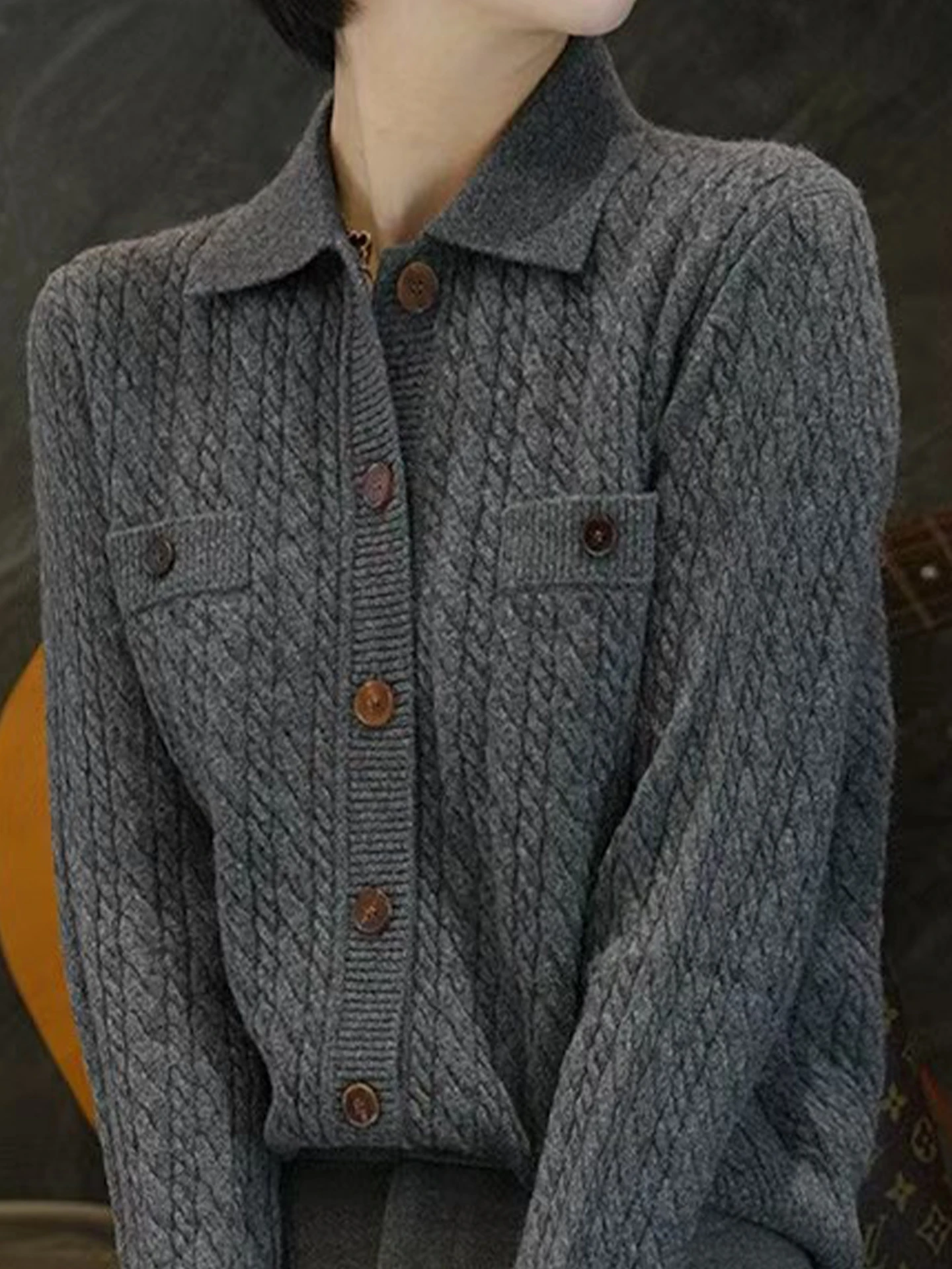 

Ele Long Sve Single Button Knitwear Simple Design Winter Faion Women's Top High End European Brand Commute Sle