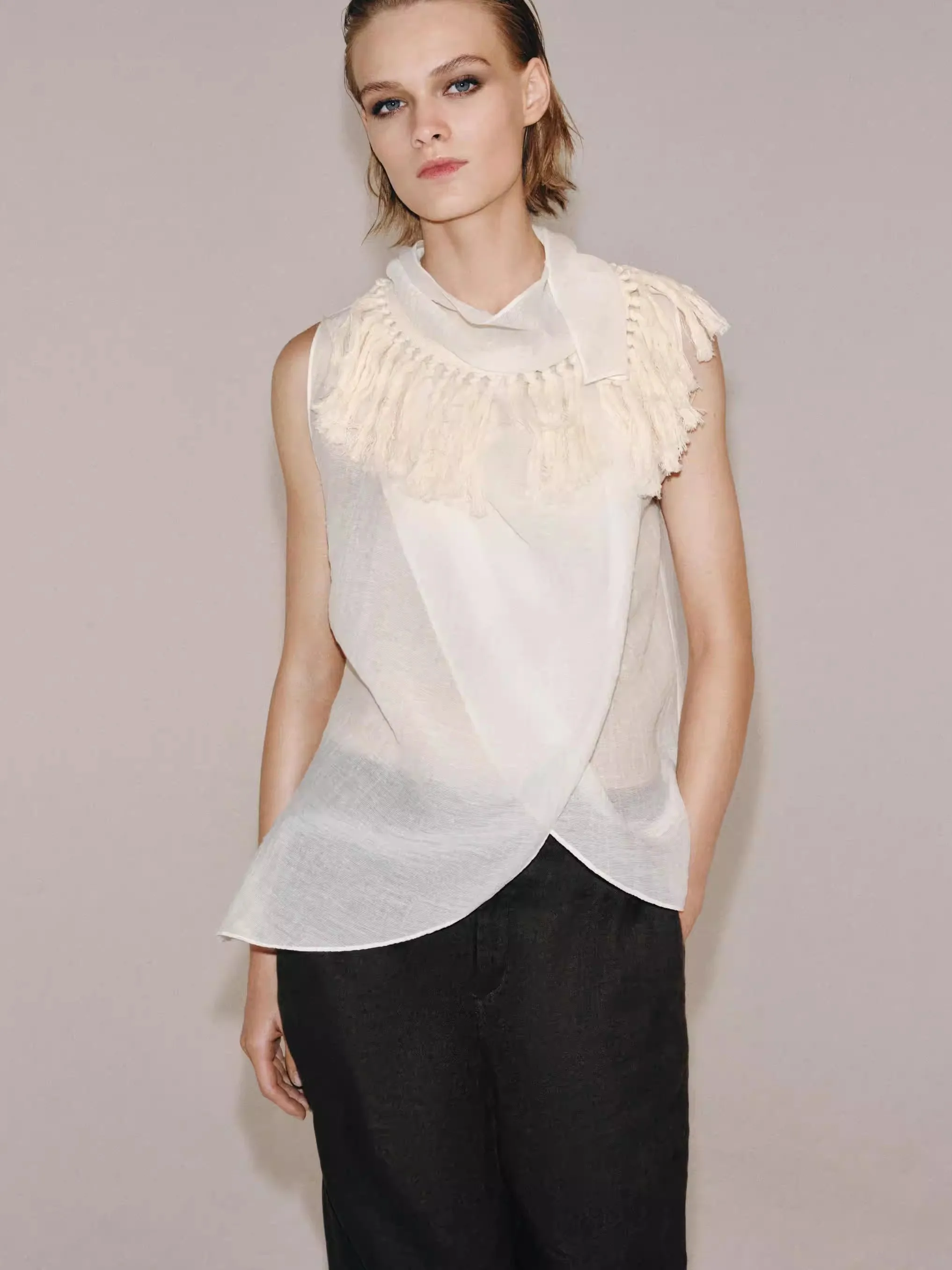 

Элегантный летний новый женский топ без рукавов с драпированным воротником и бахромой, модный этнический сценический костюм для молодых женщин 18-25 лет