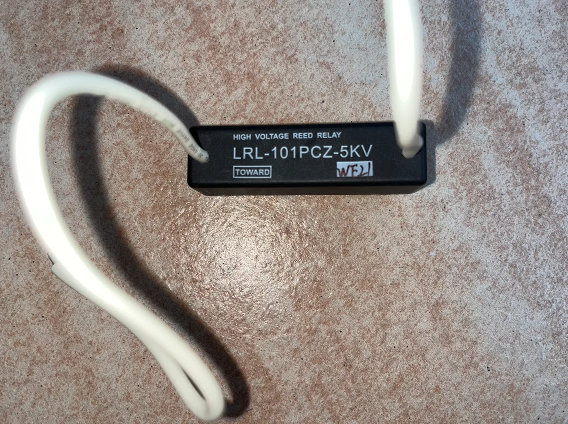 

LRL-101PCZ-5KV сухое герконовое реле высокого напряжения 24 В, напряжение отключения 5 кВ, нормально разомкнутое TOWARD