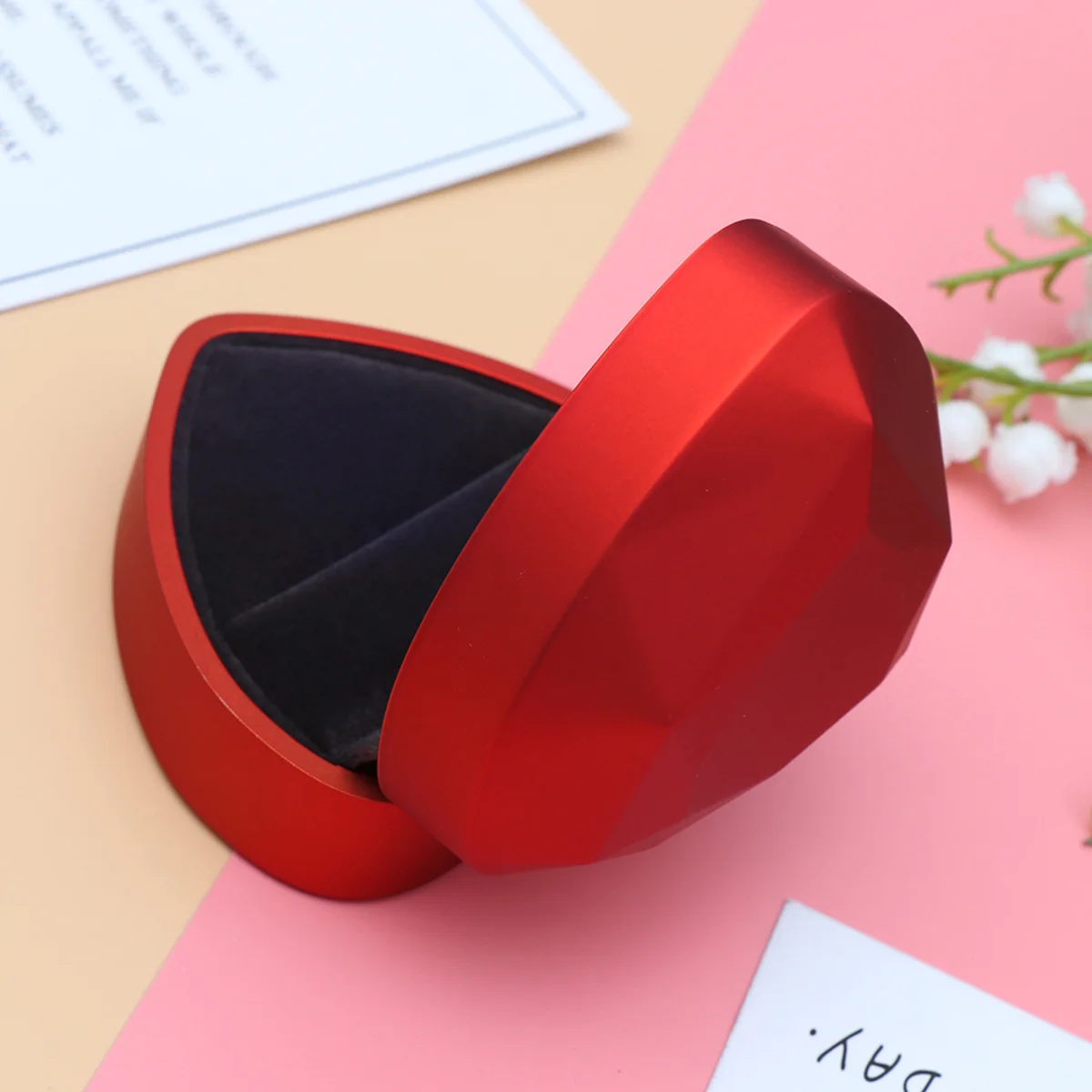 Heart Shape Ring Box Red LED Lighted Jewelry Storage Proposal Wedding Anniversary Valentines Day Display Case Ring Box