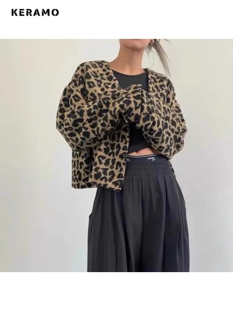 

Зима 2025 года, винтажный стиль, короткая куртка с леопардовым принтом и v-образным вырезом для женщин, High Street Y2K, сексуальное модное женское короткое пальто в стиле гранж