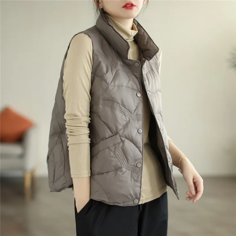 2022 Winter Women Ultra Light White Duck Down Vest Parkas Female Short Sleeveless Tank Casual Down Waistcoat Warm Puffer Jacket