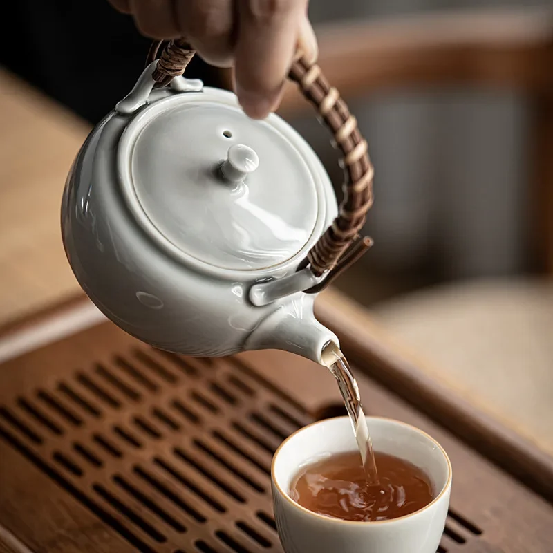 Ice Gray Glaze Loop-Handled Teapot Japanese Style Handmade Ceramic Kung Fu Teapot Small Single Pot Rattan Gantry Crane Teapot