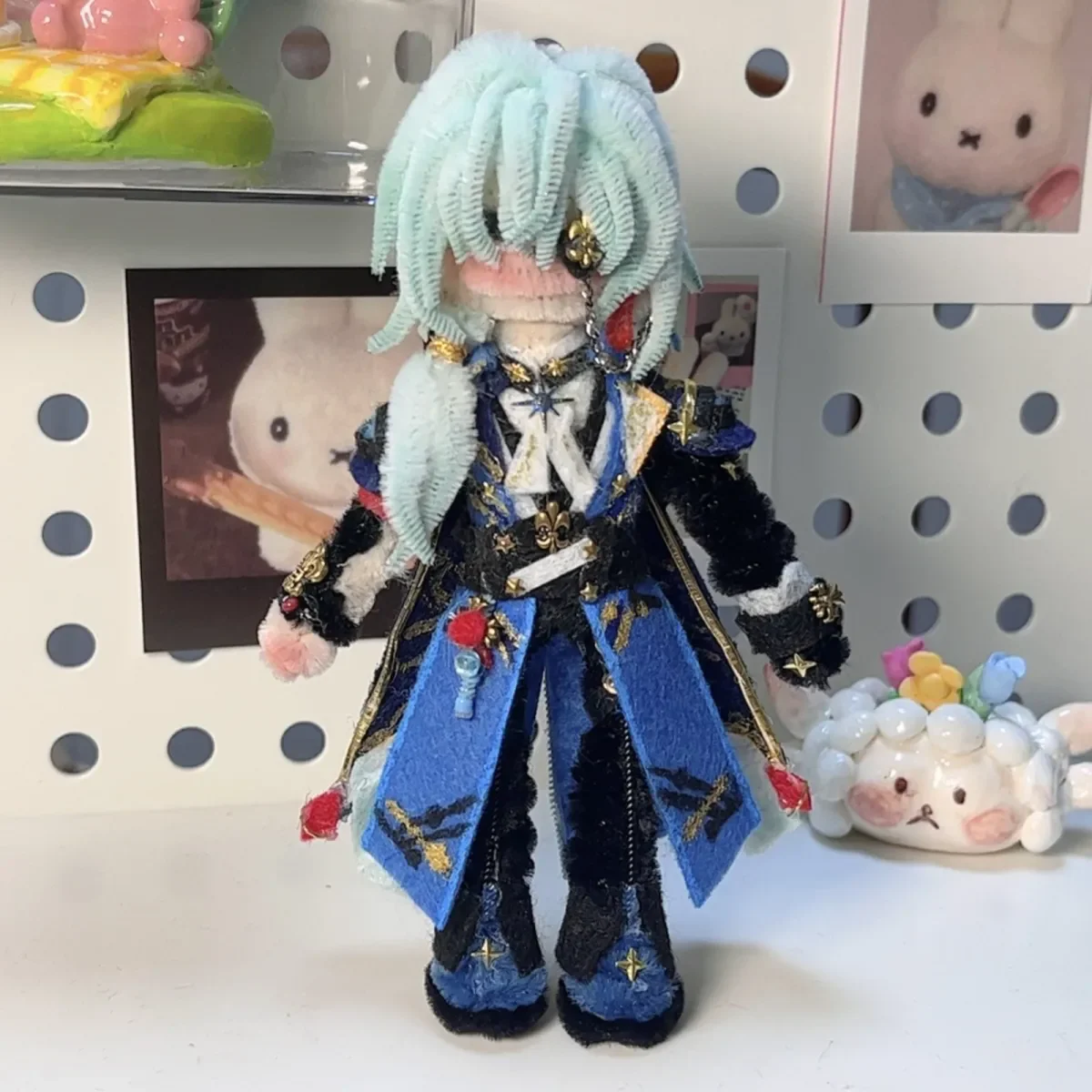 

Аниме Honkai: Star Rail Anaxagoras, косплей, ручная работа, пушистая человеческая форма, мультяшное ручное украшение для рабочего стола, рождественский подарок