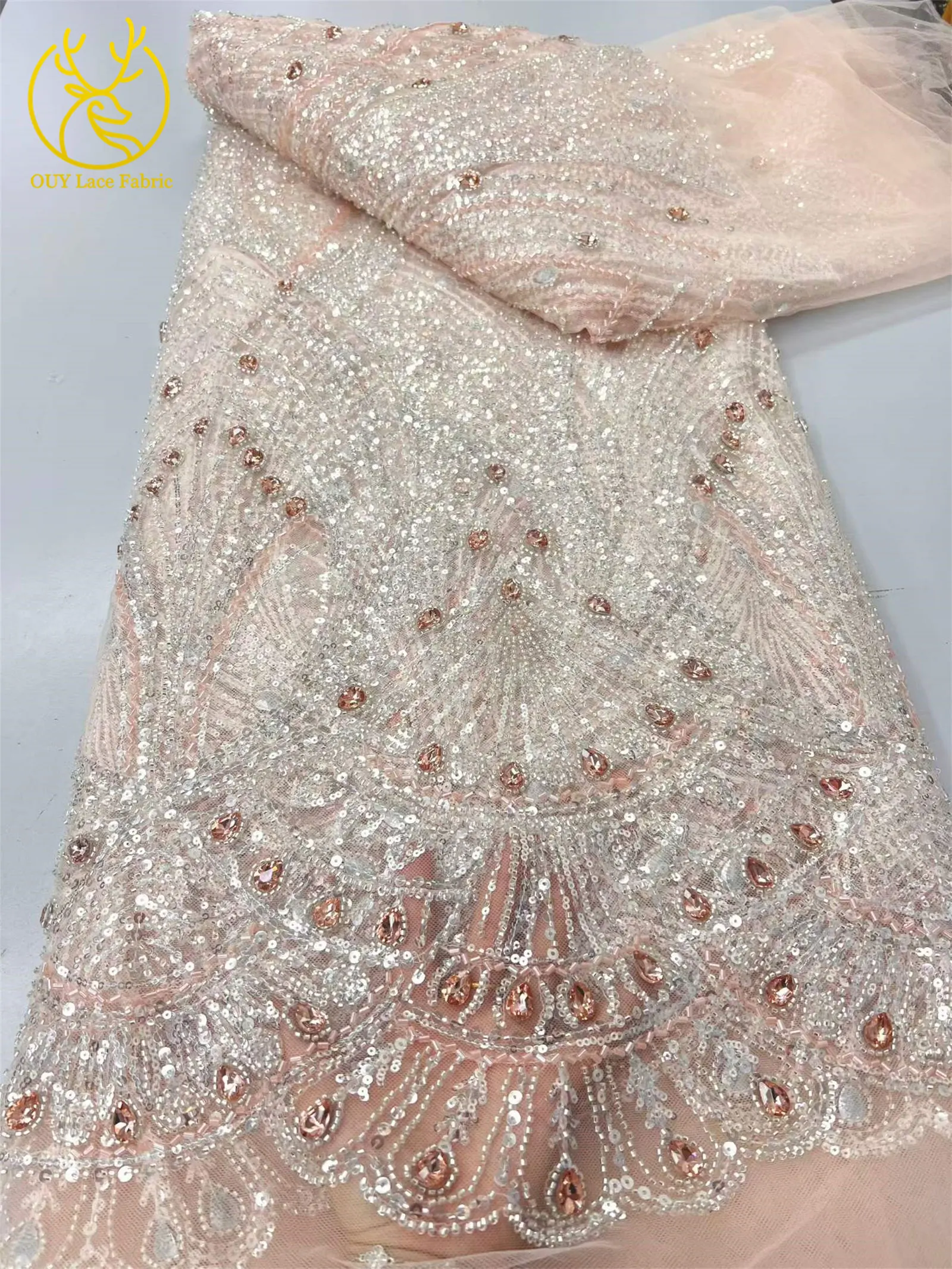 Neues Design Elegante französische nigerianische Diamant-Perlen-Spitze, rosa afrikanischer Pailletten-Netzstoff für Brautkleider zum Nähen – Detail 10