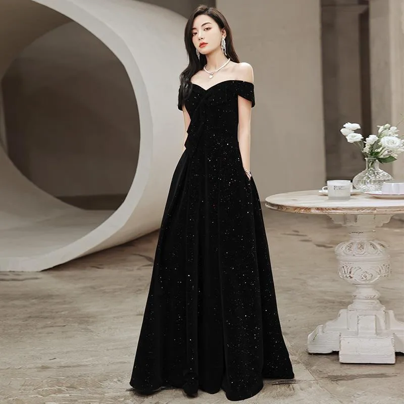 2026 novo feminino céu estrelado veludo um ombro sexy vestido de noite preto moda primavera brilho banquete estilo vestido longo