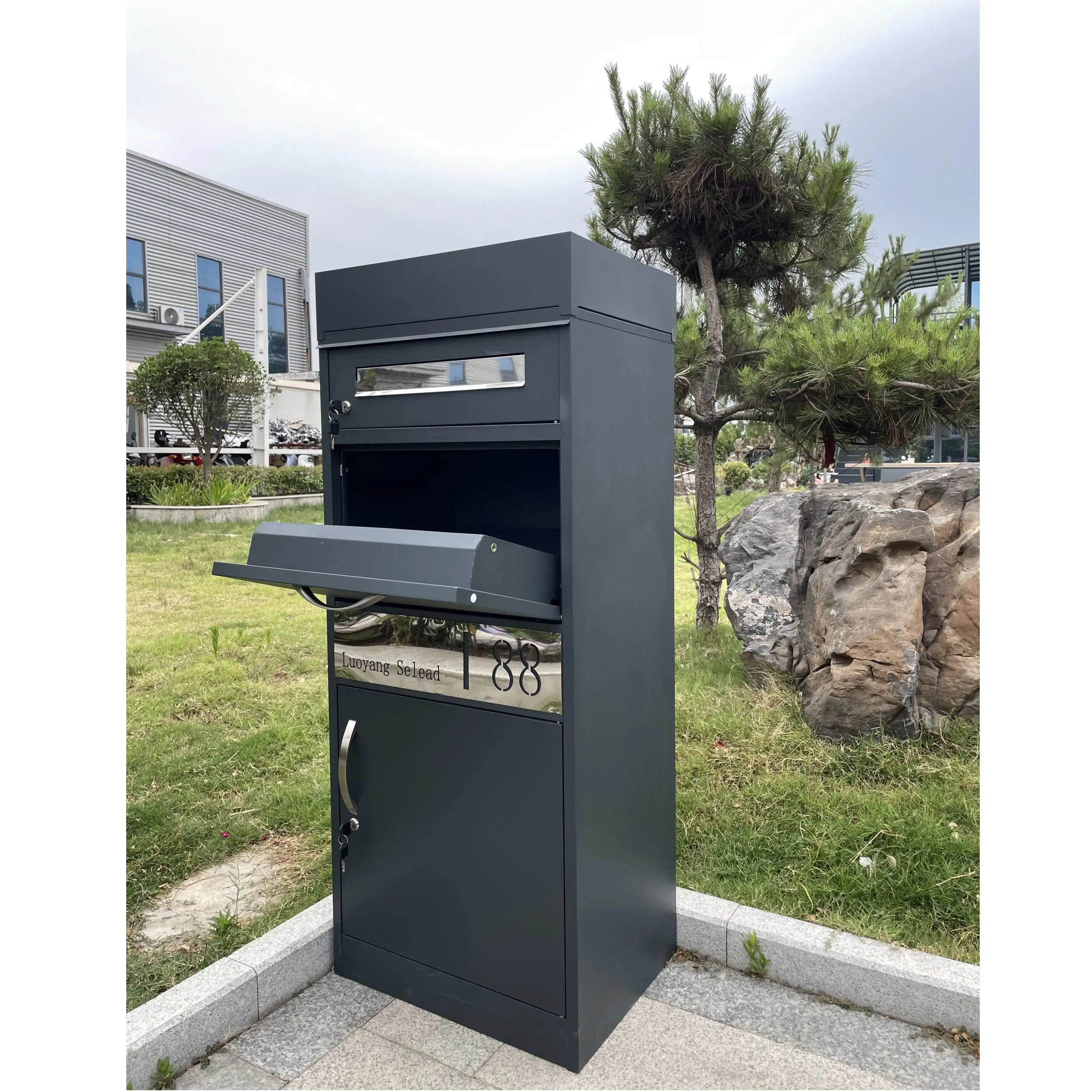 ！@Waterproof Freestanding Outdoor Parcel Drop Box Self-Pickup Home Garden Mailbox Locker Burglarproof Mail Box with Lock